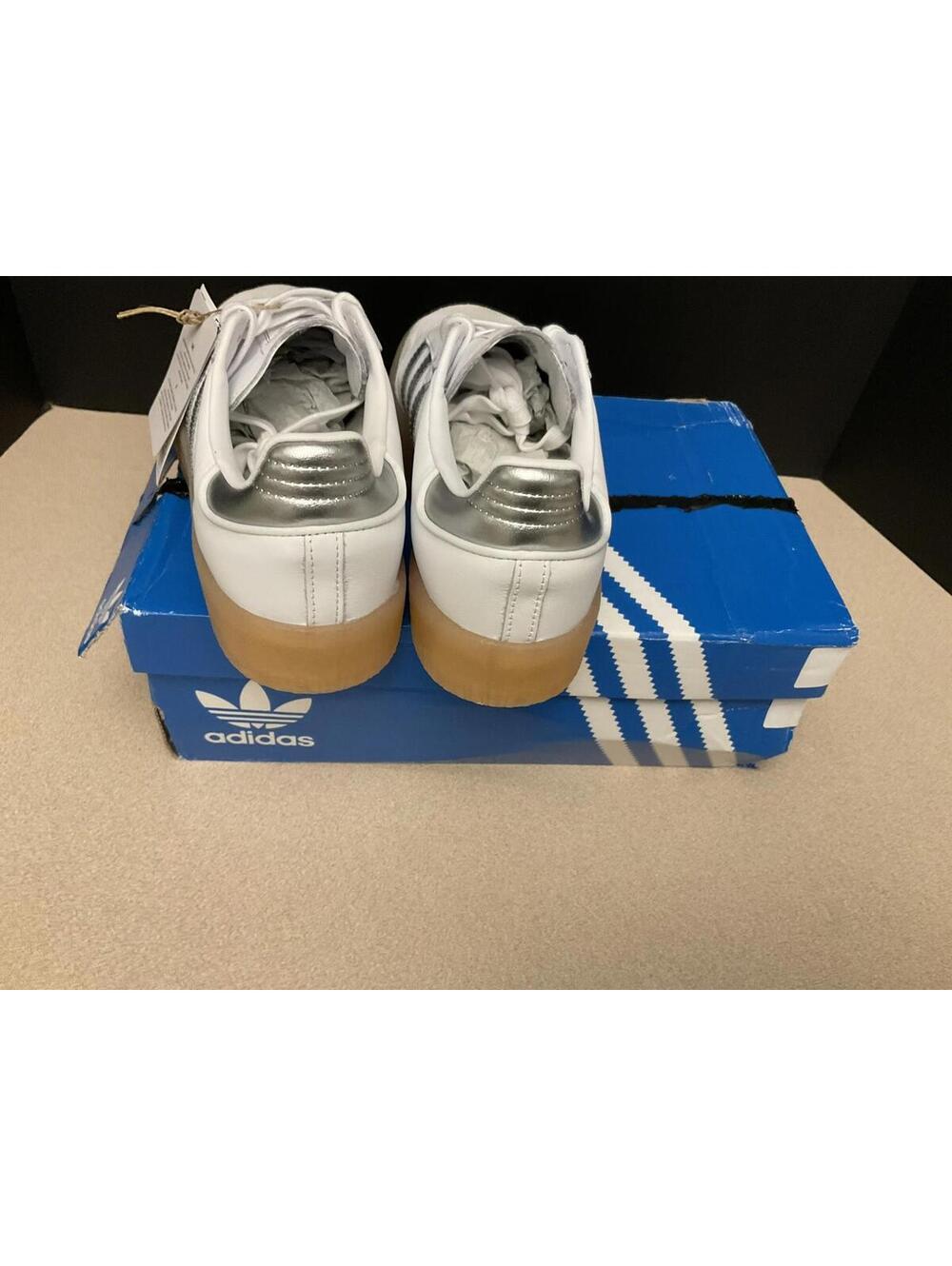 New! Womens Adidas Sambae Leather/Suede White/Metallic Silver Shoes. Size 7. - Picture 8 of 10